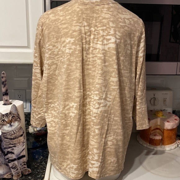 K womens Alia casual 3/4 sleeve stretch plus size top 2X - Picture 2 of 2